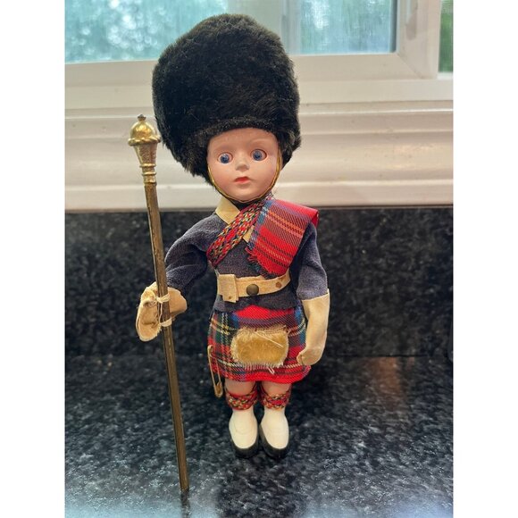 Vintage 1950's Scottish Drum Major Doll Carrying Ceremonial Mace 7" Full Costume - Picture 1 of 10